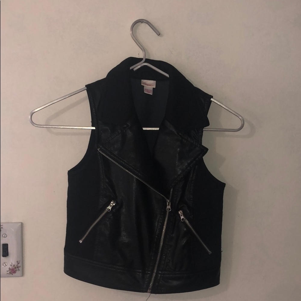 Girls Xhilaration Vest